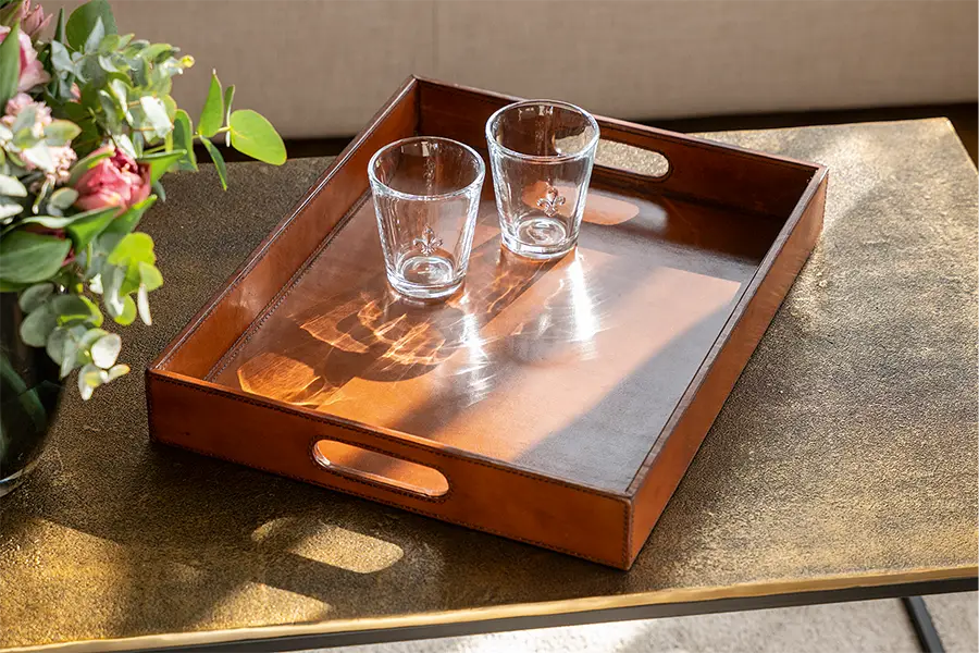 Tablett aus Leder Tablett aus Leder